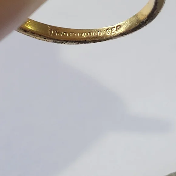 Vintage Linden Women's Ring - Picture 2 of 10